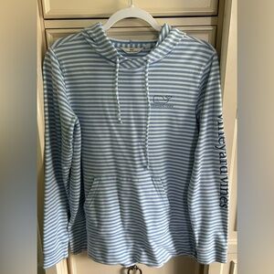 🛍️Vineyard Vines Light Blue and White Striped Pullover XS